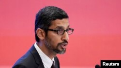 谷歌公司首席执行官桑德尔·皮查伊在中国北京钓鱼台国宾馆举行的2018年中国发展论坛年会上致辞。(2018年3月26日)