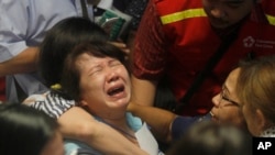 Máy bay AirAsia chở 162 người mất tích