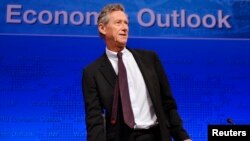 国际货币基金组织经济顾问和研究部主任奥利弗·布兰查德 (资料照片)