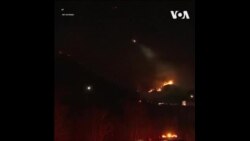 洛杉矶县野火引发疏散警告  洛杉矶县野火引发疏散警告