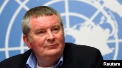 世界卫生组织紧急项目执行主任瑞恩在日内瓦联合国总部出席埃博拉疫情新闻发布会。(2019年5月3日)