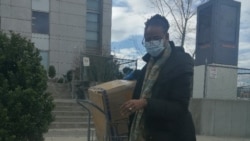 中国劳工观察捐赠的N95送达皇后医院。李强提供