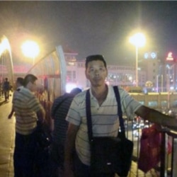 (资料照)以独立候选人身份参选地方人大代表的福建下岗工人张德锦。