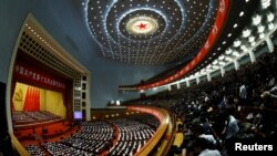 中共高官在北京人大会堂出席中共十九大。(2017年10月18日)