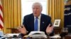 Presiden AS Donald Trump di Oval Office, Gedung Putih, 23 Februari 2017.
