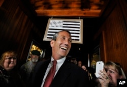 2013年5月,美国南卡罗莱纳州州长马克•山福德