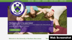 美国国土安全部在打击签证诈欺的卧底行动中设立的假大学。(网络截图)