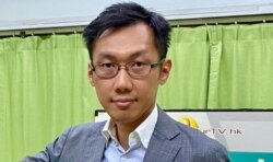 身兼民主党医疗政策发言人的深水埗区议员袁海文表示,港府的防疫政策不应该只是看重与中国大陆通关而忽略国际形势 (美国之音/汤惠芸)