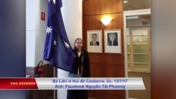 Mẹ của Đinh Nguyên Kha vận động tại Úc trước đối thoại nhân quyền Mẹ của Đinh Nguyên Kha vận động tại Úc trước đối thoại nhân quyền