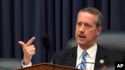美国国会众议院武装部队委员会主席索恩贝里 (资料照片)