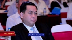 Đại gia Vũ ‘nhôm’ bị khám xét nhà Đại gia Vũ ‘nhôm’ bị khám xét nhà