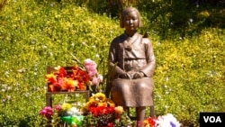 南加州格林代尔市的慰安妇像(美国之音国符拍摄)