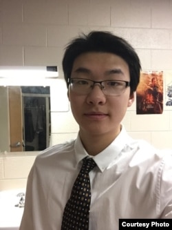 在异乡的土地上,夏崇禹觉得自己真正长大了