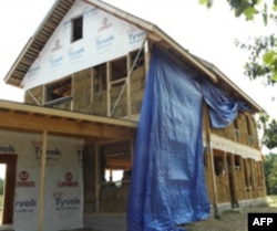 房屋堆满了秸秆