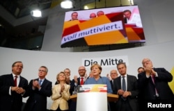 德国总理安吉拉·默克尔(Angela Merkel)在联邦大选后对“投票者调查” 的初步结果做出反应(2017年9月24日)