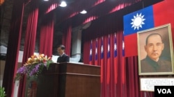 台湾国防部长严德发在纪念八二三战役60周年大会上致辞,要国军谨记“忘战必危”的信念。 (萧洵摄影)