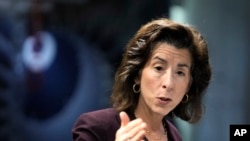 资料照片:美国商务部长雷蒙多。