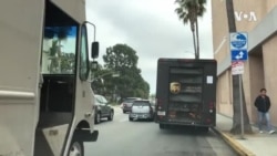 送货机器人融入日常生活 送货机器人融入日常生活