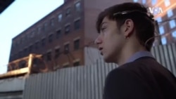 赛博格机器人头骨植芯片接收宇宙射线 赛博格机器人头骨植芯片接收宇宙射线