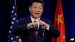 在美国西部城市西雅图访问的中国国家主席习近平星期二在欢迎晚宴上发表讲话 （2015年9月22日）