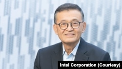 陈立武于2025年3月被任命为英特尔公司的首席执行官。他同时也是英特尔的董事会成员。（图片来源：英特尔公司）