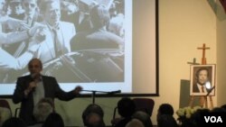 捷克前总统哈维尔2011年12月去世后,在莫斯科举行的纪念活动。(美国之音白桦)