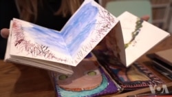 成千上万速写本在布鲁克林艺术图书馆展出 成千上万速写本在布鲁克林艺术图书馆展出