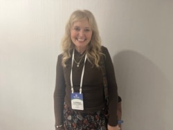 “国际宗教自由峰会“共同主席、美国国际宗教自由委员会(USCIRF)前主席卡特里娜·斯威特(Katrina Lantos Swett)2月5日在第五届峰会期间接受美国之音专访,聚焦制止中共对信仰团体的迫害和跨境镇压。(美国之音薛小山)