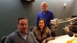 大卫·弗拉姆(左)(美国之音资料照片)