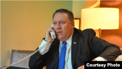 蓬佩奥2018年6月12日致电地区国家外长通报美朝峰会(蓬佩奥推图)