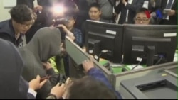 Hàn Quốc nỗ lực tìm kiếm hàng trăm người mất tích trong vụ đắm phà Hàn Quốc nỗ lực tìm kiếm hàng trăm người mất tích trong vụ đắm phà