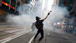 香港星期六(11月2日)多处地点爆发抗议。