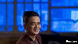 资料照:香港歌手黄耀明