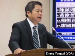 台湾在野党民进党立委蔡煌琅 (美国之音张永泰拍摄)