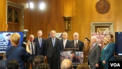 美国国会参议院外交关系委员会举行活动,声援并呼吁释放香港壹传媒创办人黎智英和其他香港政治犯。(美国之音记者李逸华拍摄,2024年9月18日)