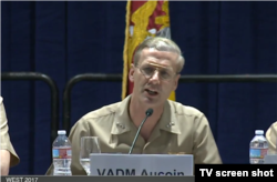 第七舰队司令奥库安中将2017年2月22日在海军西部会议上发言 (美国国防部视频截图)