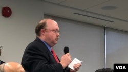 费舍尔2019年5月14日在哈德逊研究所讨论会上提问(美国之音黎堡)