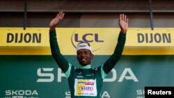 ቢንያም ምስታ ለቢሱዋ ዝኣተወን ዝዓቀባን ቀጣልያ ማልያኡ