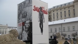 波兰民调:共产主义崩溃是百年来最重要和最成功事件 波兰民调:共产主义崩溃是百年来最重要和最成功事件