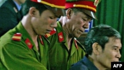 Ông Leonard Leo, Chủ tịch Ủy ban Tự do Tôn giáo Quốc tế Hoa Kỳ nói Linh mục Nguyễn Văn Lý (hình trên) nên được trả tự do vô điều kiện