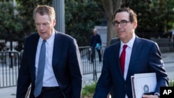 美国贸易代表莱特希泽(左)和美国财政部长姆努钦(右)。(2019年5月9日)