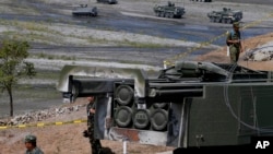 图为美国制造的“海马斯”高机动火箭炮系统。(2016年4月14日)