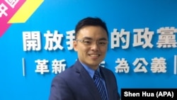 台湾中国国民党文传会副主委洪孟楷(美国之音记者申华 拍摄)