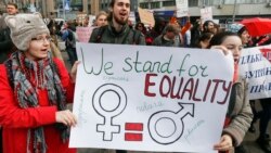 အမေရိကန်အမျိုးသမီးတန်းတူအခွင့်အရေး ဥပဒေ ၉၈ နှစ်ပြည့်