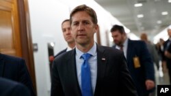 资料照片:来自内布拉斯加州的共和党参议员本·萨斯。