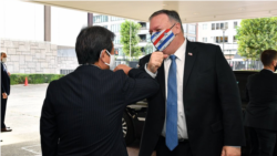 日本外交大臣茂木敏充2020年10月6日接待到访的美国国务卿蓬佩奥(茂木敏充推特账号)