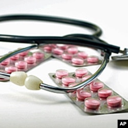 研究人员说,妇女服用雌激素,患乳癌的风险较低