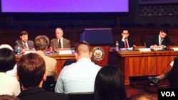 美国对外政策理事会在美国国会召开名为“习近平掌权下:中国的改革与区域的回应”研讨会 (美国之音李逸华拍摄)