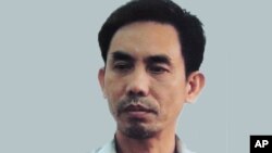 Tiến sĩ Nguyễn Quốc Quân .