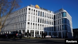 资料照:在德国杜塞尔多夫的华为总部大楼